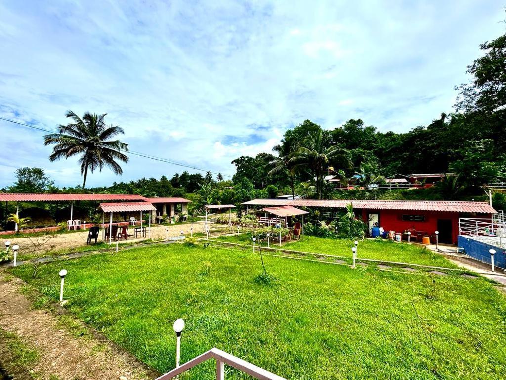 Dandeli Goldfinch Resort Exterior photo