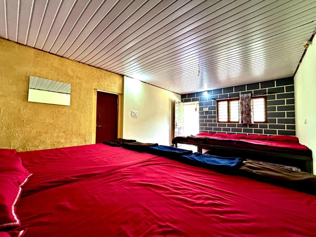 Dandeli Goldfinch Resort Exterior photo